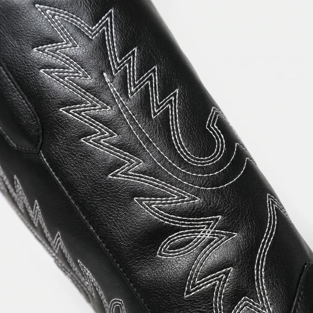 PrairieStrut | Embroidered Mid-Calf Cowboy Boots